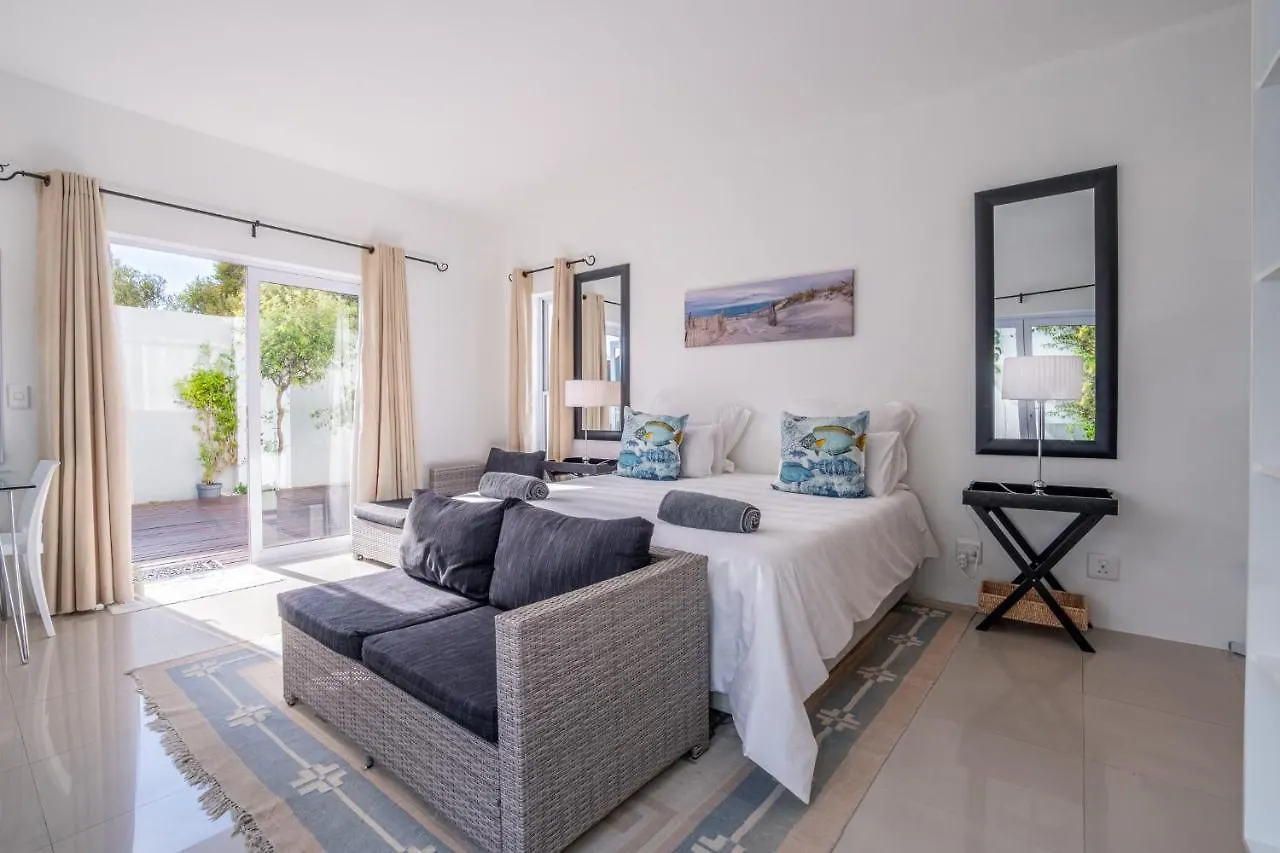 Greenways Drive Apartment Kommetjie