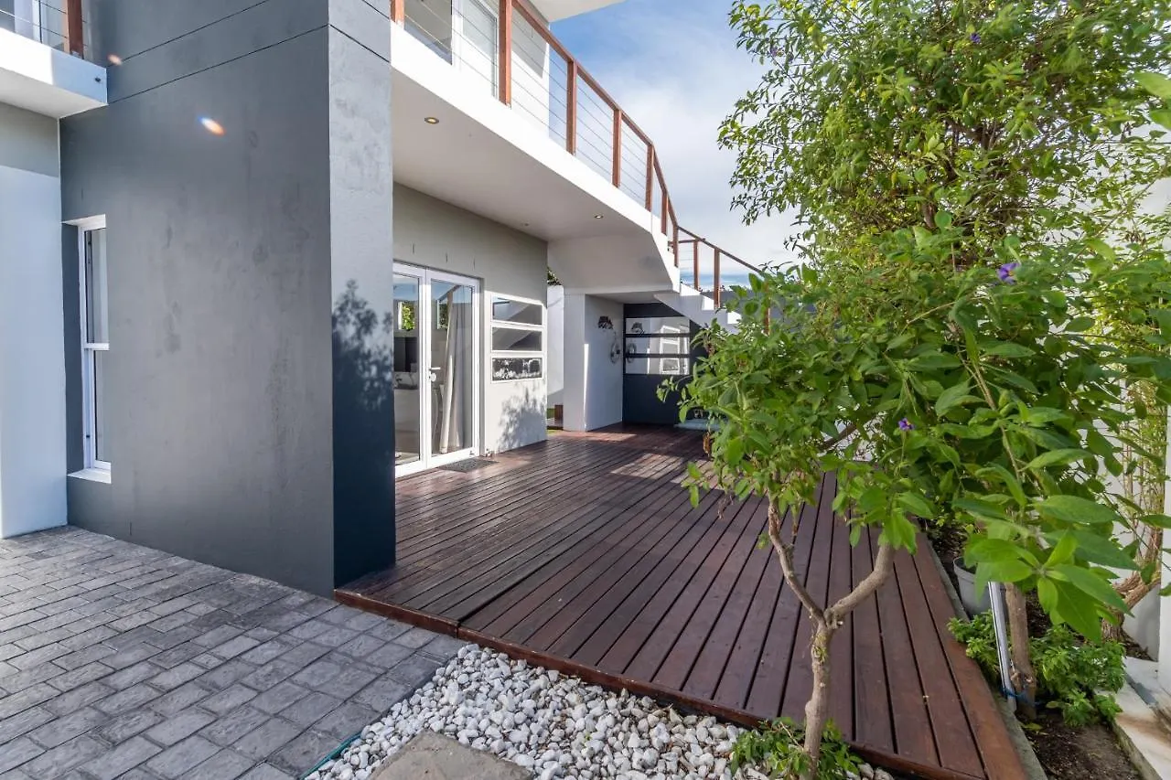 Greenways Drive Apartment Kommetjie 0*,  South Africa