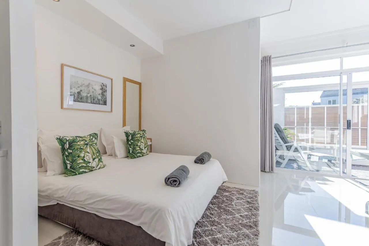Greenways Drive Apartment Kommetjie