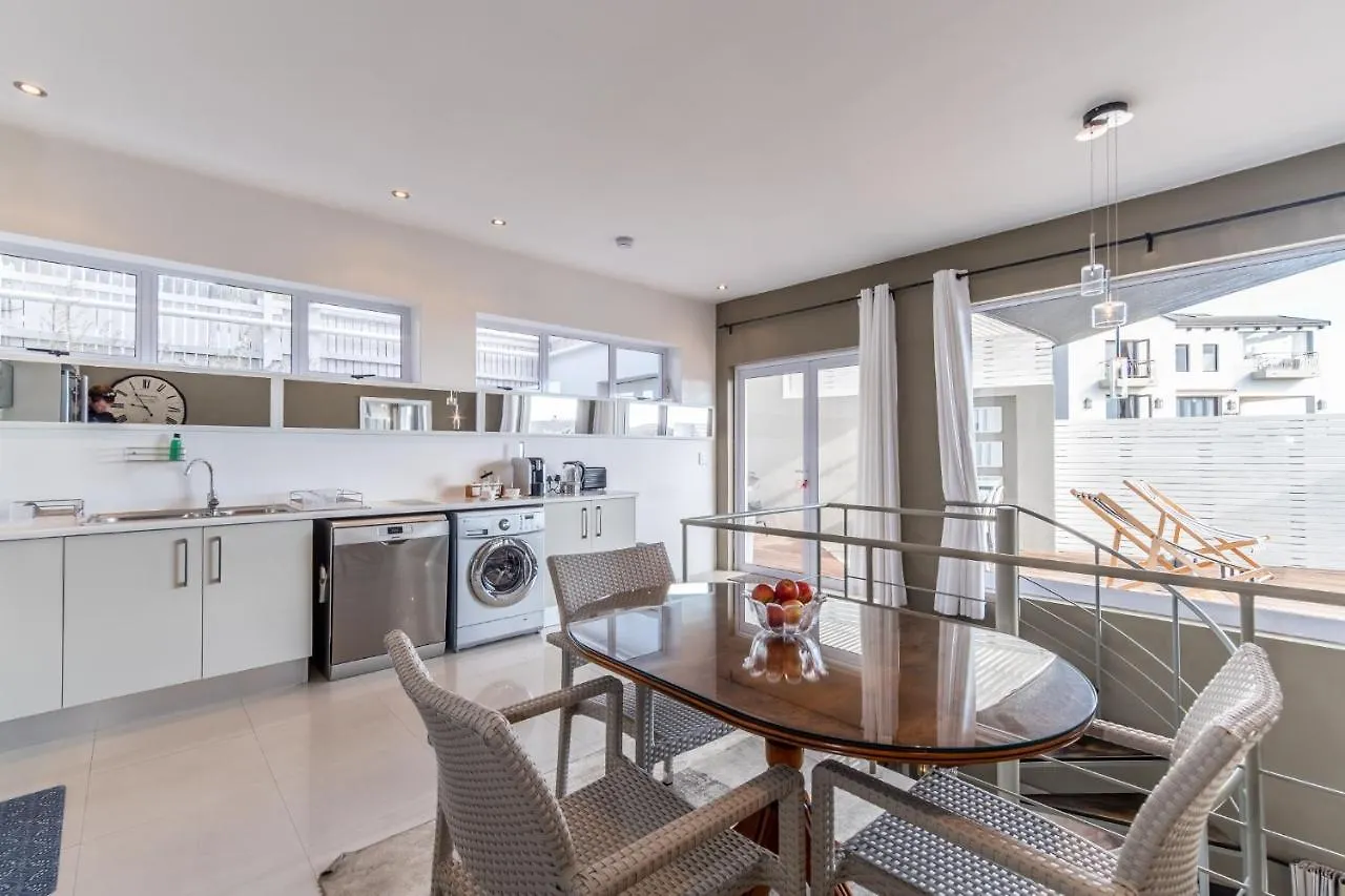 Greenways Drive Apartment Kommetjie 0*,  South Africa
