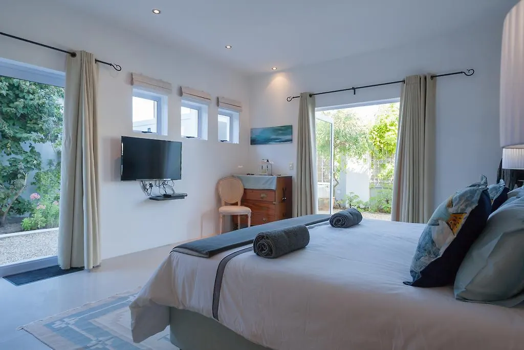 Greenways Drive Apartment Kommetjie